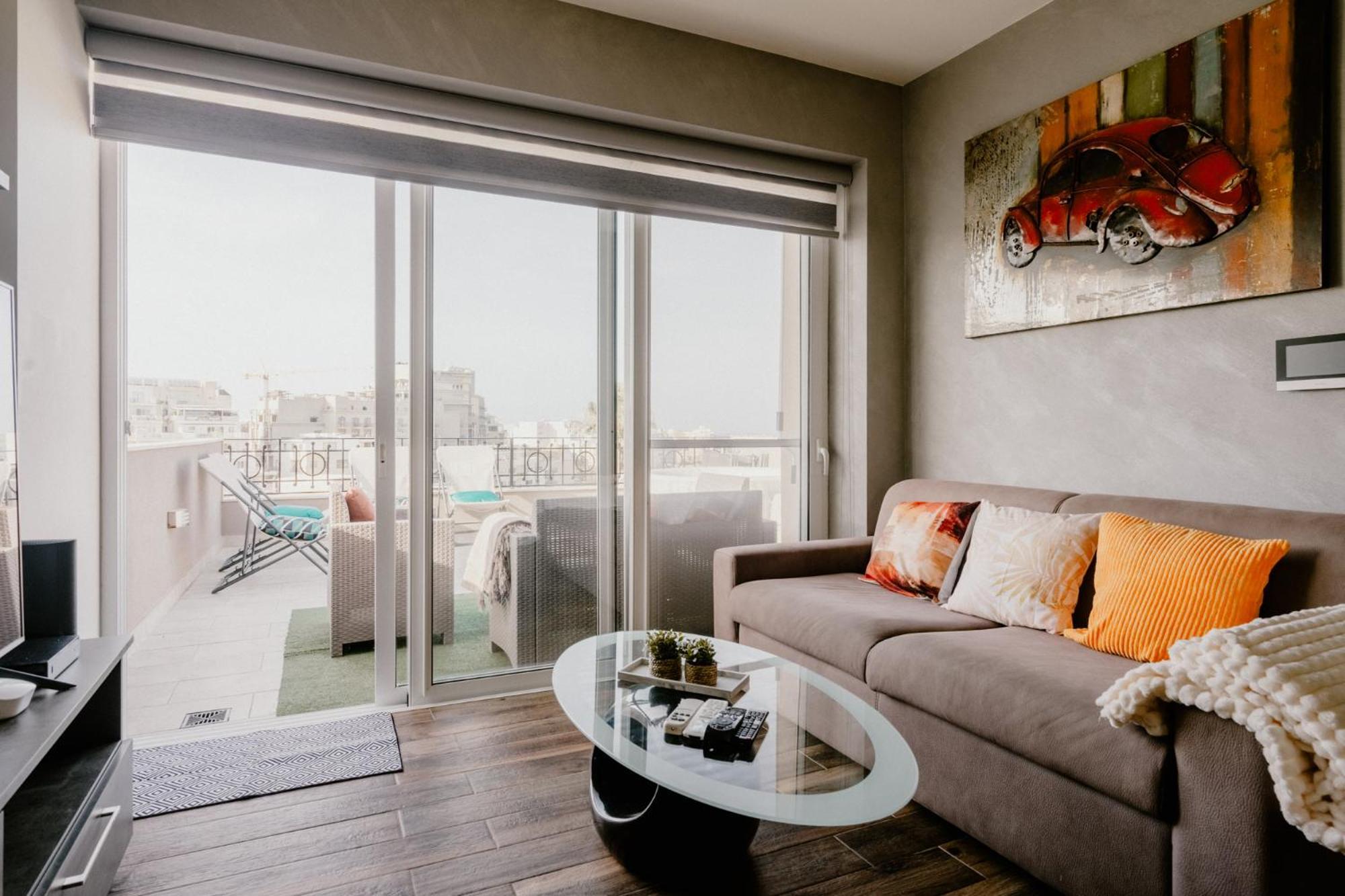 Apartamento La88 Bayview Penthouse With Jacuzzi Sliema Exterior foto