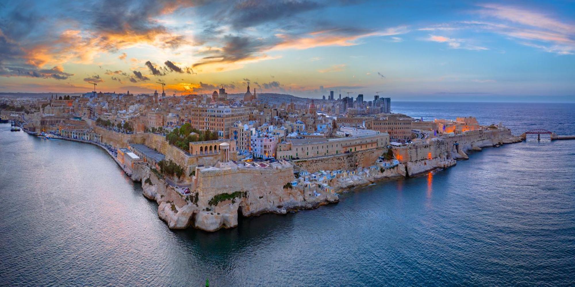 Apartamento La88 Bayview Penthouse With Jacuzzi Sliema Exterior foto